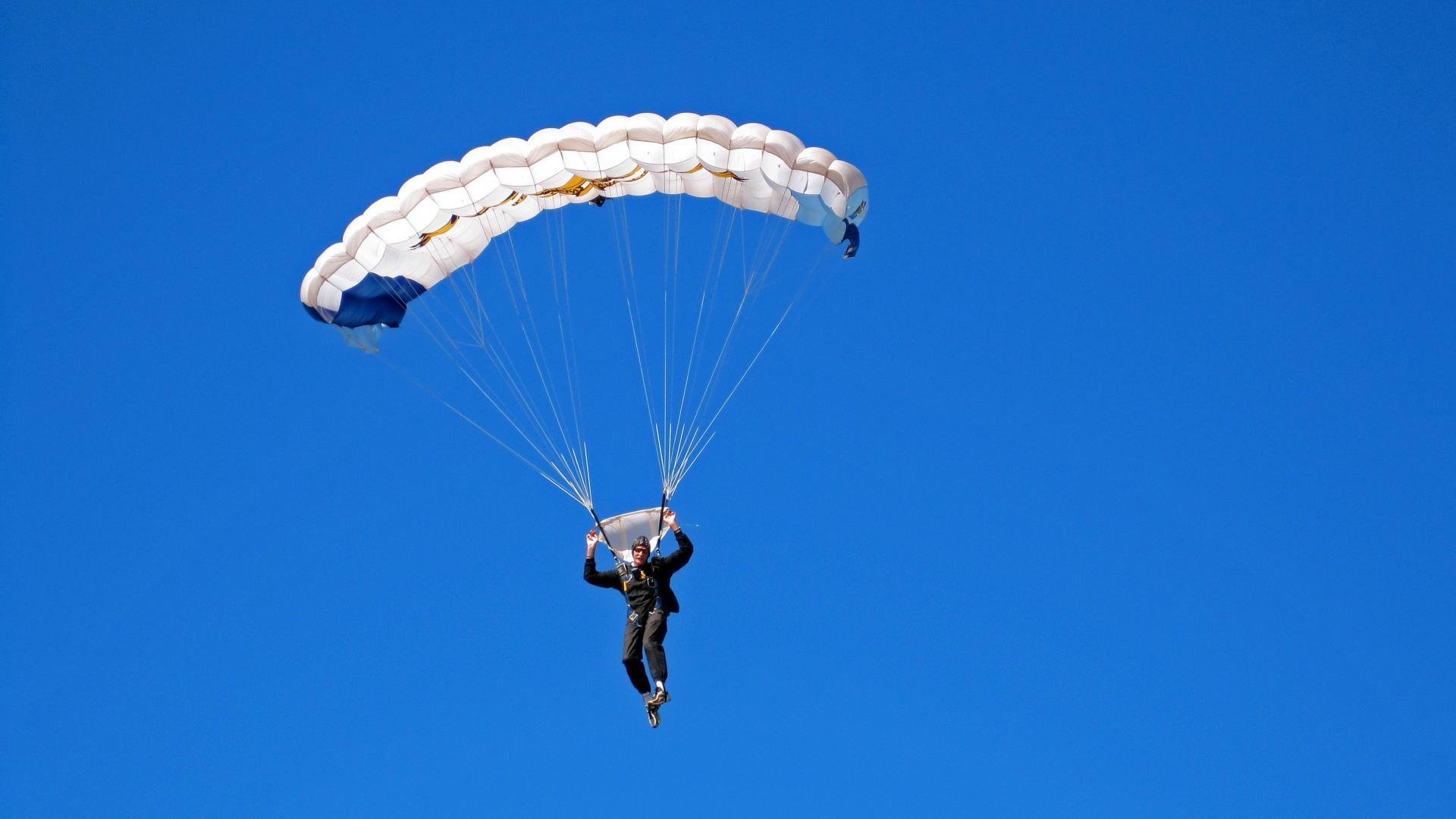 逆天操作：运动员“神操作”瞬间回放